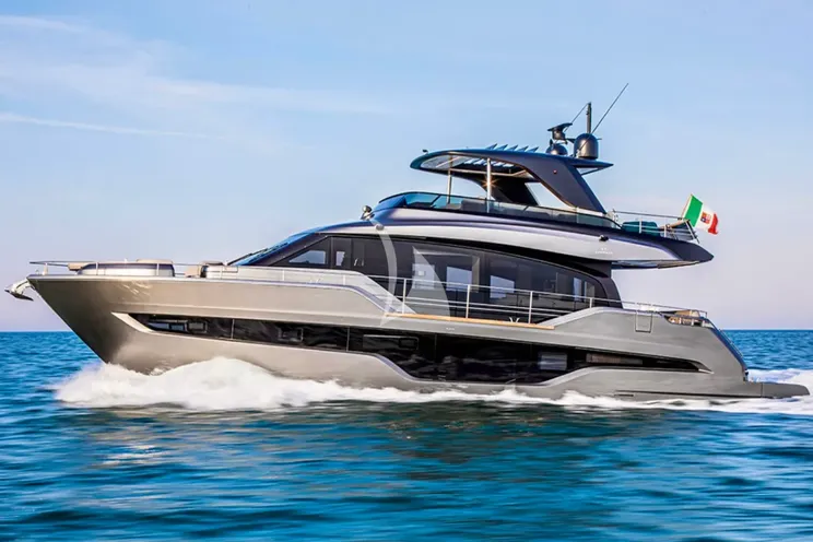 Charter Yacht NIRVANA - Cranchi Sessantasette 67 - 3 Cabins - Cannes - St Tropez - Nice - French Riviera