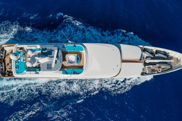 Charter Yacht NITA K II - Amels 52 - 5 Cabins - Nassau - Tortola- St Thomas - Naples