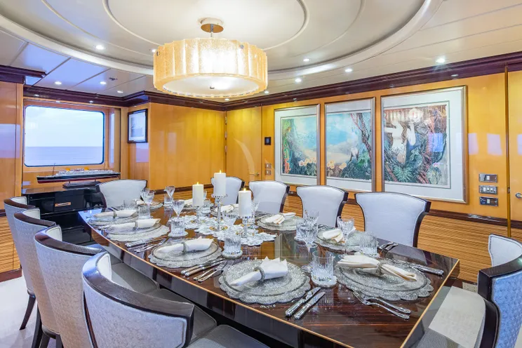 Charter Yacht NITA K II - Amels 52 - 5 Cabins - Nassau - Tortola- St Thomas - Naples