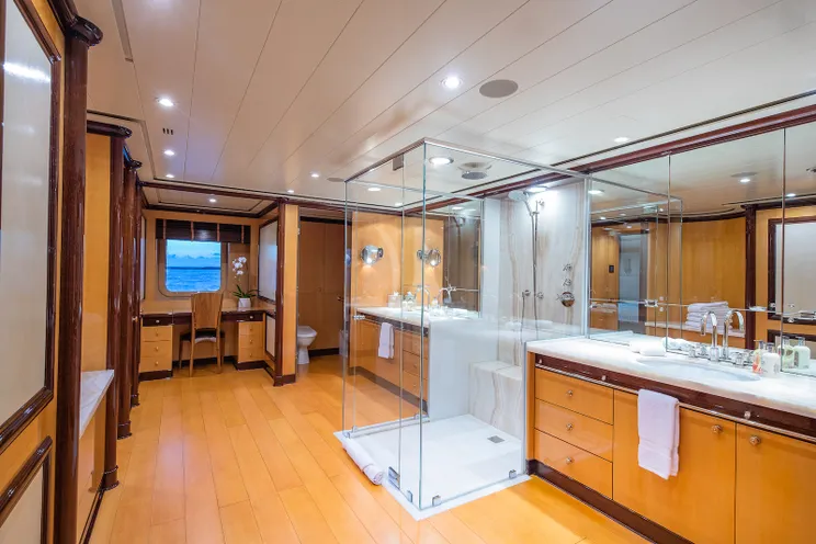 Charter Yacht NITA K II - Amels 52 - 5 Cabins - Nassau - Tortola- St Thomas - Naples