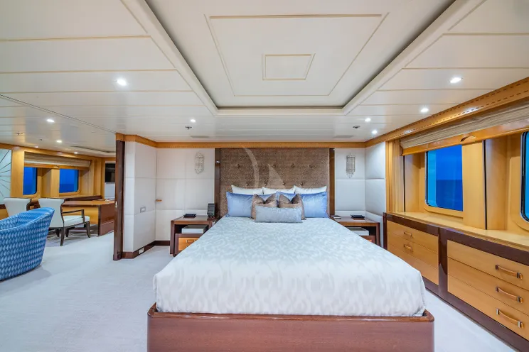 Charter Yacht NITA K II - Amels 52 - 5 Cabins - Nassau - Tortola- St Thomas - Naples