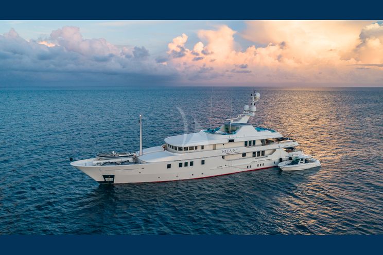 Charter Yacht NITA K II - Amels 52 - 5 Cabins - Nassau - Tortola- St Thomas - Naples