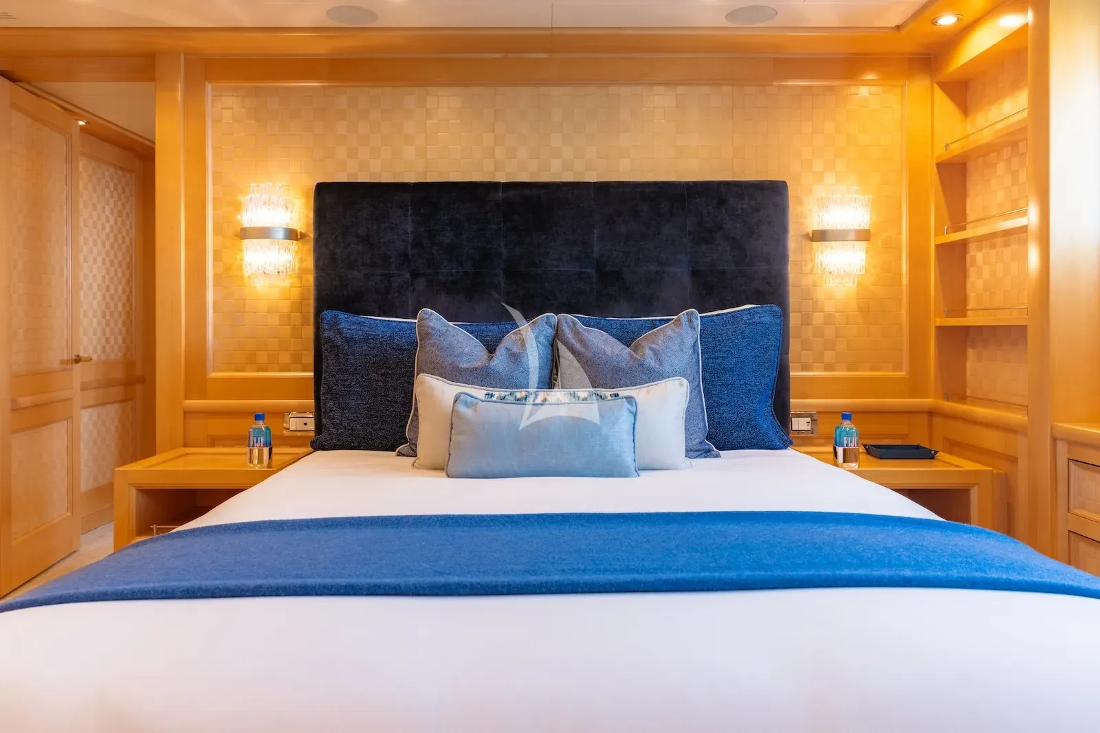 Charter Yacht NITA K II - Amels 52m - 5 Cabins - Athens - Mykonos - Paros - Cyclades - Greece