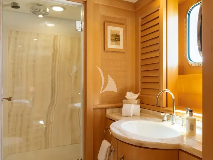 NITA K II Amels 52m - VIP cabin 3 bathroom NITA K II Amels 52m - VIP cabin 3 bathroom