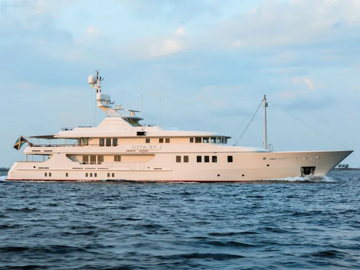 NITA K II Amels 52m - profile NITA K II Amels 52m - profile