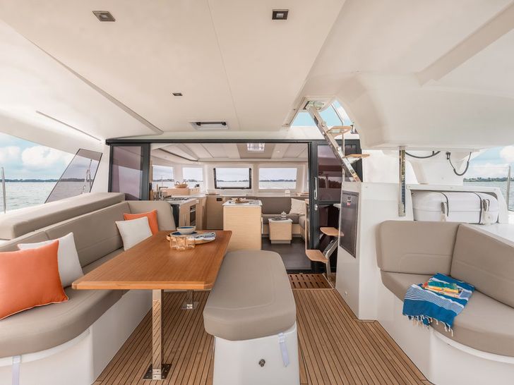 NN Fountaine Pajot New 44 - aft deck NN Fountaine Pajot New 44 - aft deck