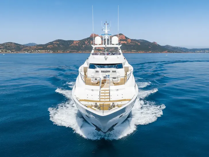 NO.9 Sunseeker 131 - cruising bow view NO.9 Sunseeker 131 - cruising bow view