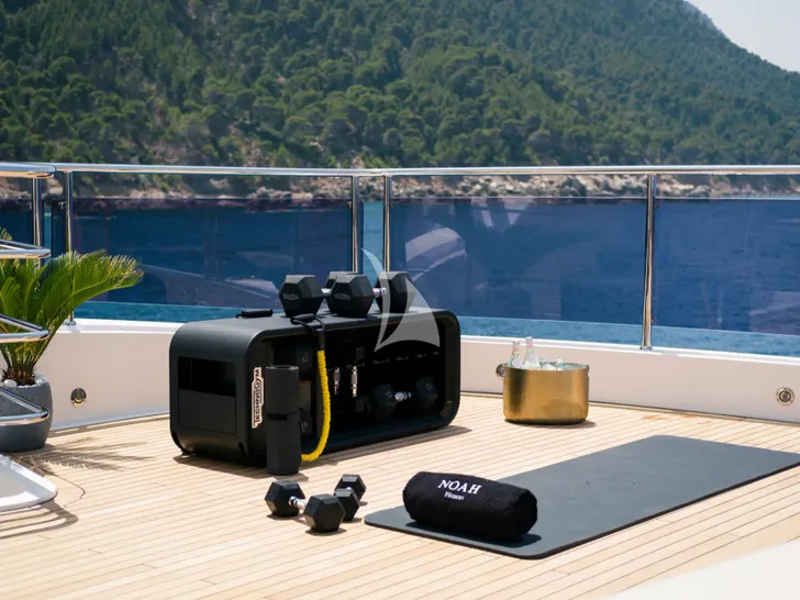 NOAH Sunseeker 131 - outdoor gym NOAH Sunseeker 131 - outdoor gym