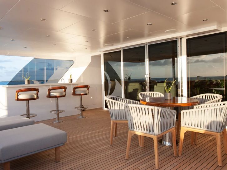 NO BAD IDEAS Trinity 150 - main aft deck bar area NO BAD IDEAS Trinity 150 - main aft deck bar area