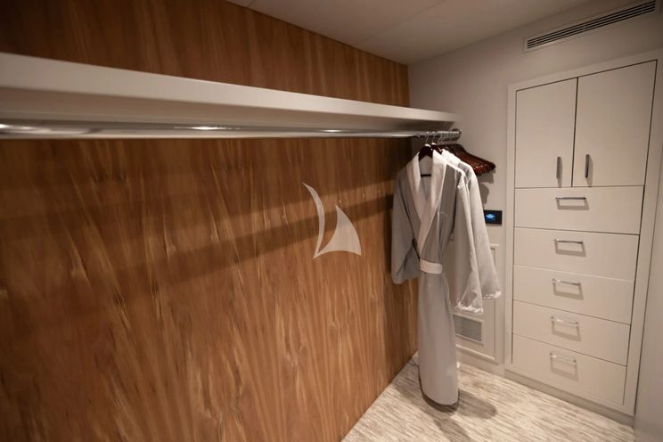 Charter Yacht NO BAD IDEAS - Trinity 150 - 6 Cabins - Nassau - Exumas - Bahamas