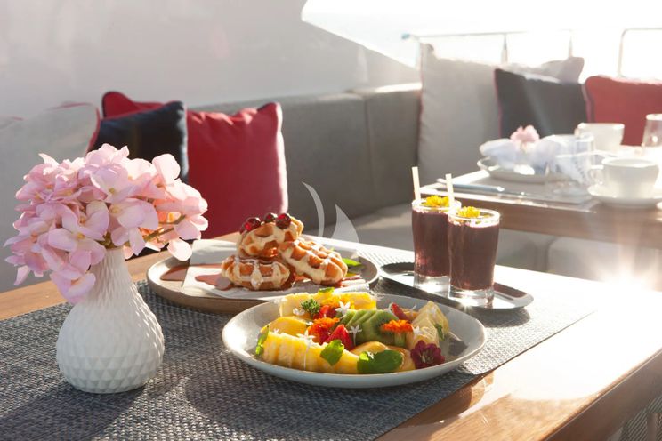 Charter Yacht NO BAD IDEAS - Trinity 150 - 6 Cabins - Nassau - Exumas - Bahamas