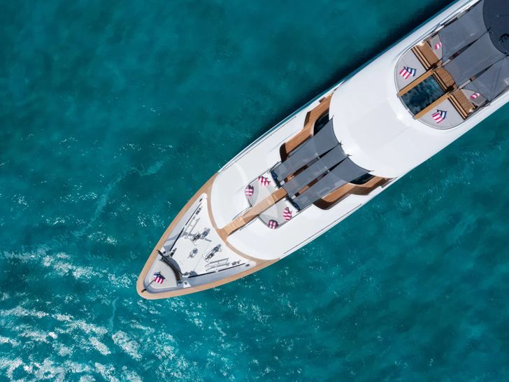 NO BAD IDEAS Trinity 150 - top foredeck shot NO BAD IDEAS Trinity 150 - top foredeck shot