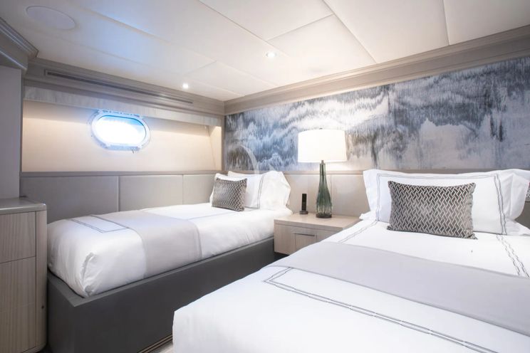 Charter Yacht NO BAD IDEAS - Trinity 150 - 6 Cabins - Nassau - Exumas - Bahamas