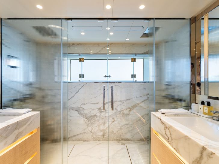 NOCTURNE Benetti B.Now 50m - master cabin bathroom NOCTURNE Benetti B.Now 50m - master cabin bathroom