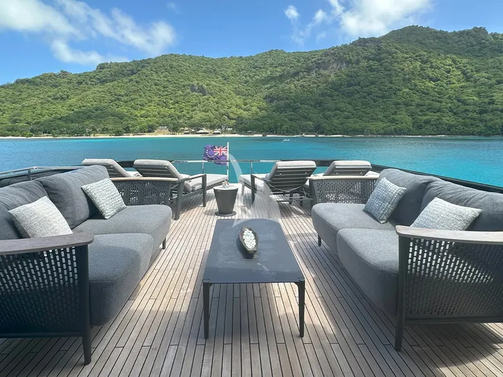 NOI Riva Argo 90 - flybridge couches and sun beds NOI Riva Argo 90 - flybridge couches and sun beds