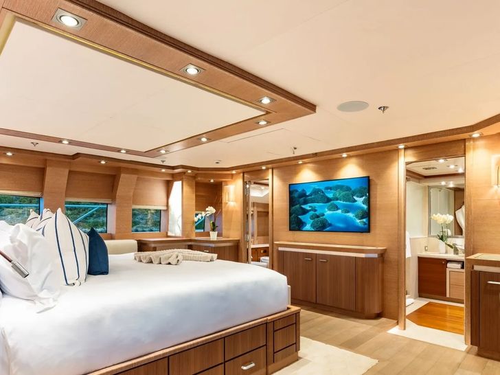 NORMA JEAN Palmer Johnson Master 1 NORMA JEAN Palmer Johnson Master 1