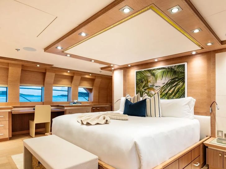 NORMA JEAN Palmer Johnson Master 2 NORMA JEAN Palmer Johnson Master 2