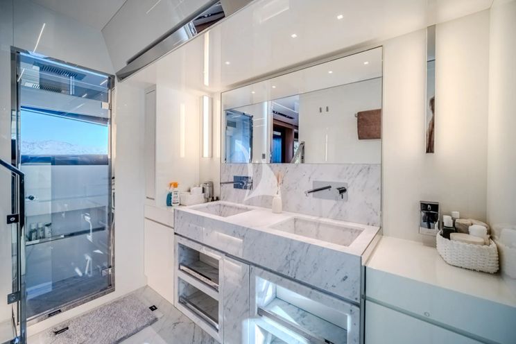 Charter Yacht NO STRESS 888 - Riva Corsaro 100 - 5 Cabins - Baska Voda - Split - Dubrovnik - Hvar - Croatia