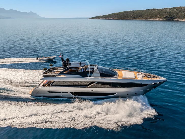 NO STRESS 888 Riva Corsaro 100 - cruising NO STRESS 888 Riva Corsaro 100 - cruising