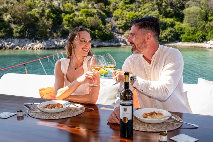Charter Yacht NO STRESS 888 - Riva Corsaro 100 - 5 Cabins - Baska Voda - Split - Dubrovnik - Hvar - Croatia