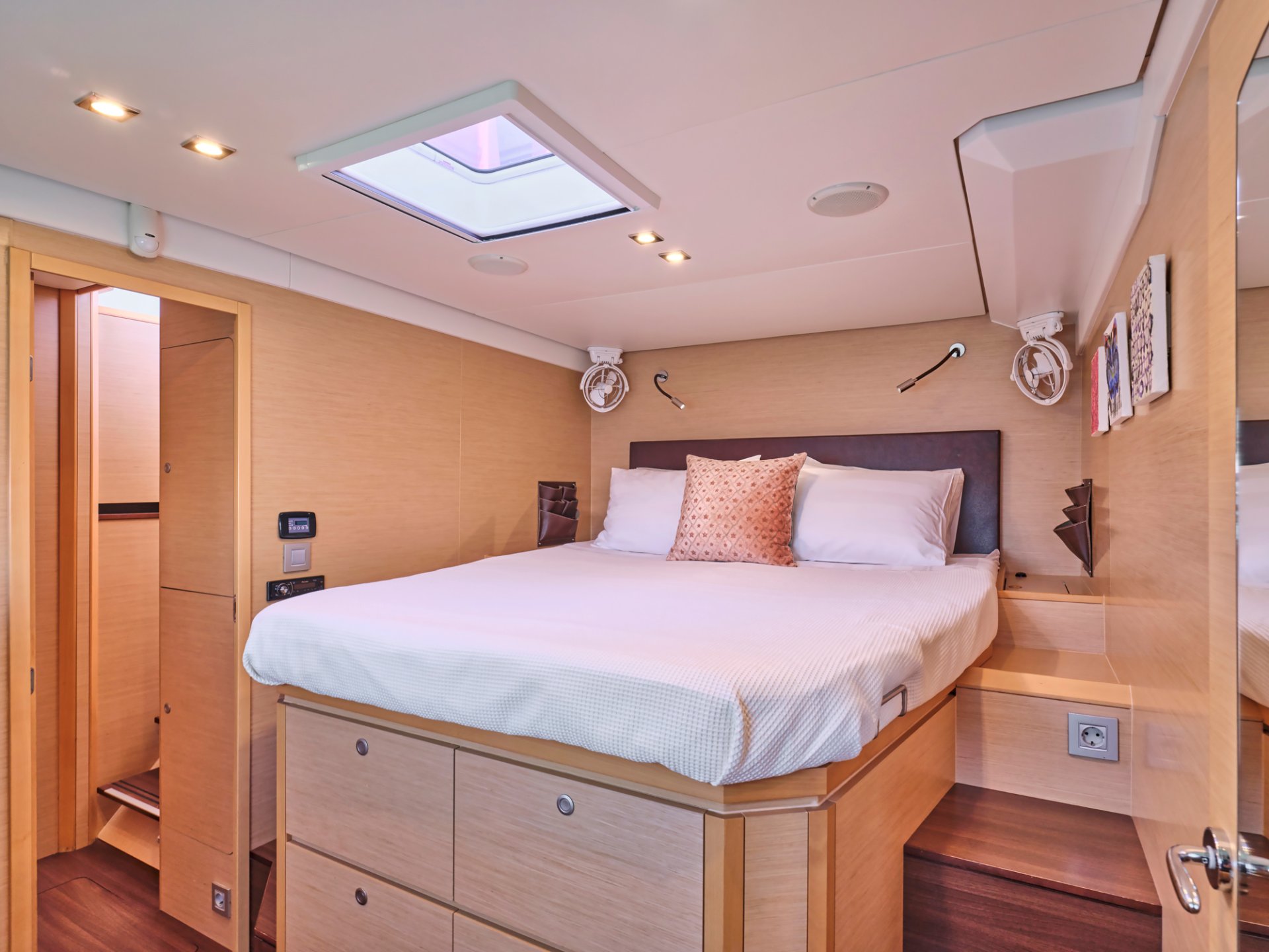 Charter Yacht NOVA - Lagoon 620 - 4 Cabins - Athens - Mykonos - Paros - Cyclades - Greece