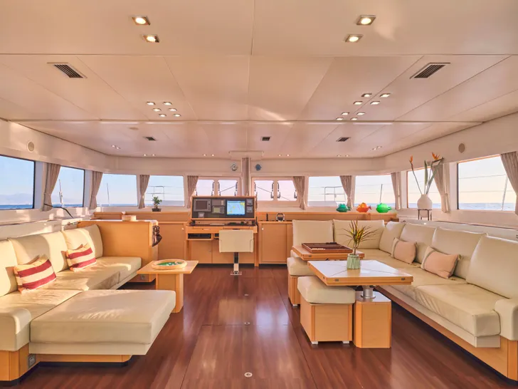 NOVA Lagoon 620 - saloon NOVA Lagoon 620 - saloon