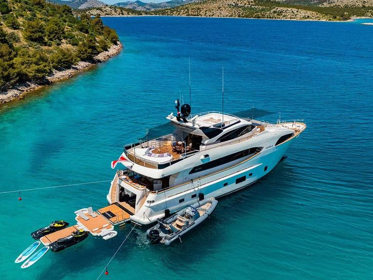 NOVELA CBI Navi Custom 30m - anchored NOVELA CBI Navi Custom 30m - anchored