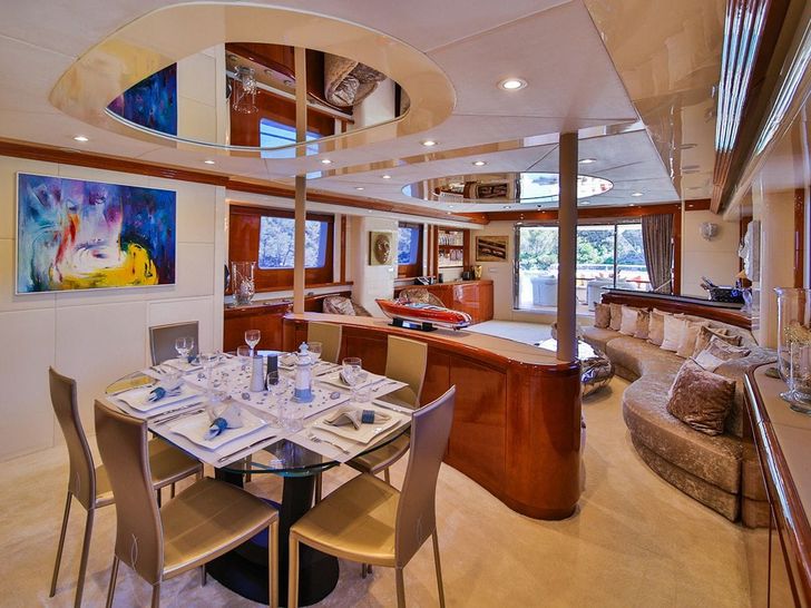 NOVELA CBI Navi Custom 30m - main dining area NOVELA CBI Navi Custom 30m - main dining area