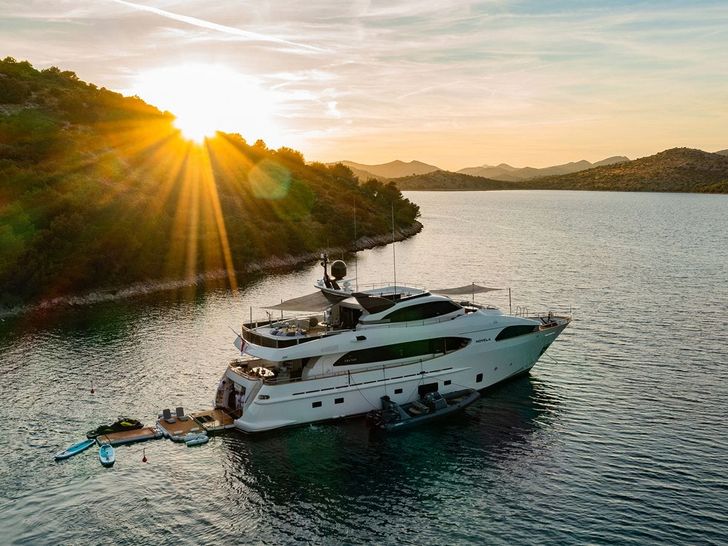NOVELA CBI Navi Custom 30m - under the sunset NOVELA CBI Navi Custom 30m - under the sunset