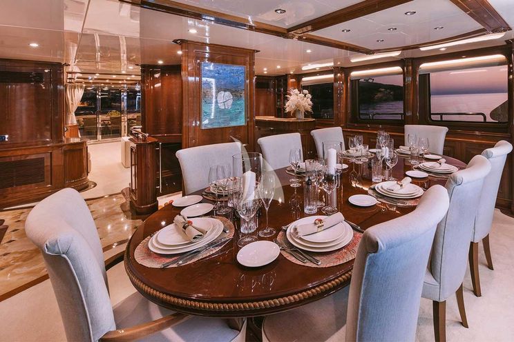 Charter Yacht OAK - Benetti Classic 115 - 5 Cabins - Athens - Mykonos - Cyclades - Greece