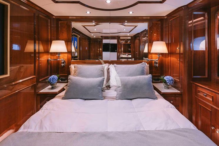 Charter Yacht OAK - Benetti Classic 115 - 5 Cabins - Athens - Mykonos - Cyclades - Greece
