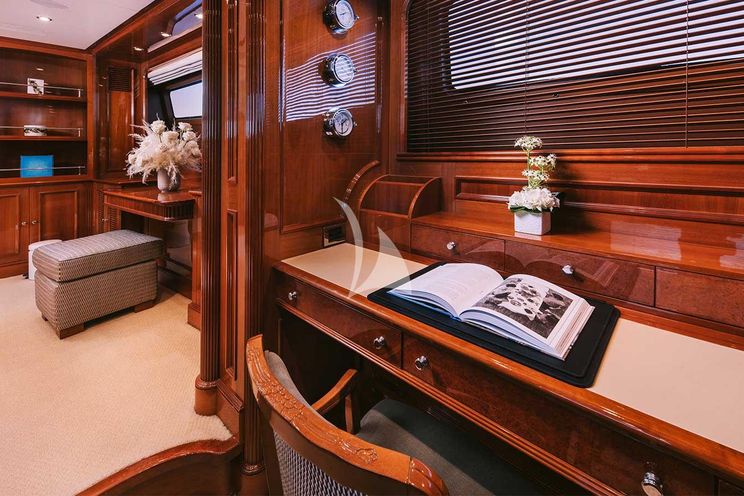 Charter Yacht OAK - Benetti Classic 115 - 5 Cabins - Athens - Mykonos - Cyclades - Greece