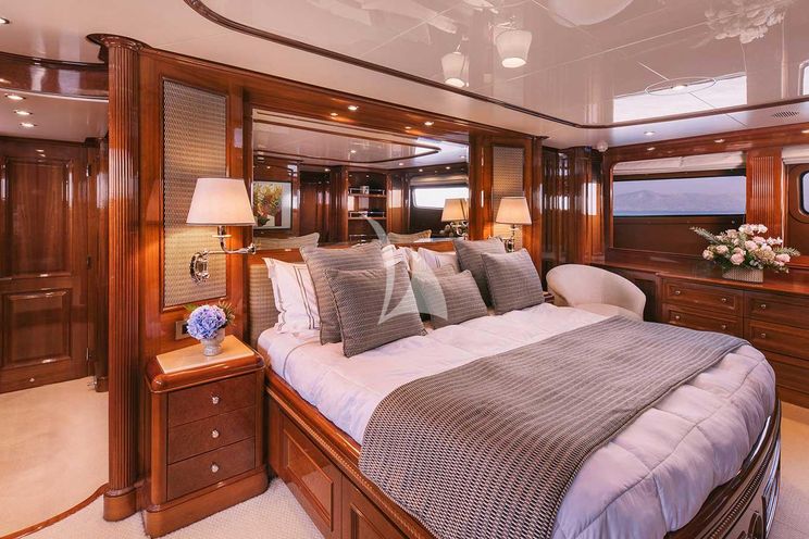 Charter Yacht OAK - Benetti Classic 115 - 5 Cabins - Athens - Mykonos - Cyclades - Greece