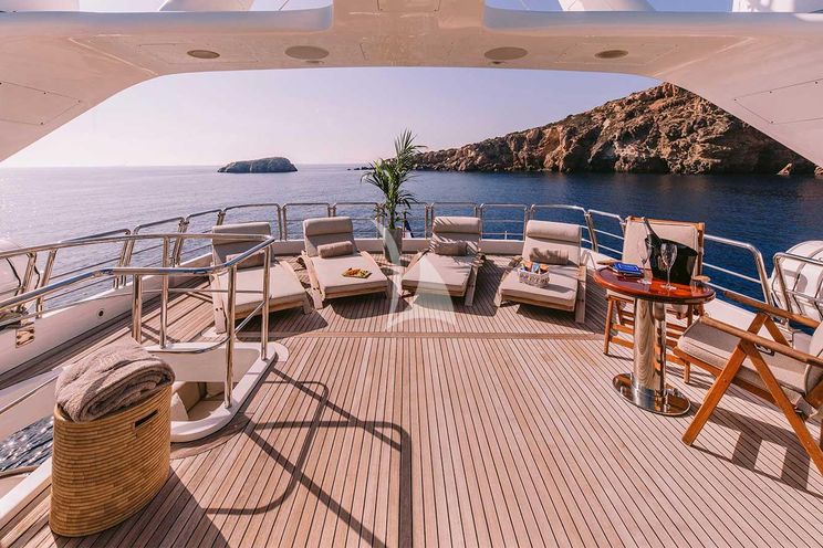 Charter Yacht OAK - Benetti 35m - 5 Cabins - Athens - Mykonos - Kefalonia