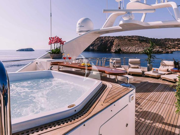 OAK Benetti Classic 115 - jacuzzi OAK Benetti Classic 115 - jacuzzi