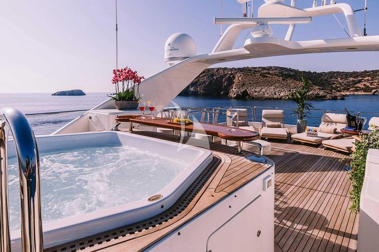 Charter Yacht OAK - Benetti 35m - 5 Cabins - Athens - Mykonos - Kefalonia