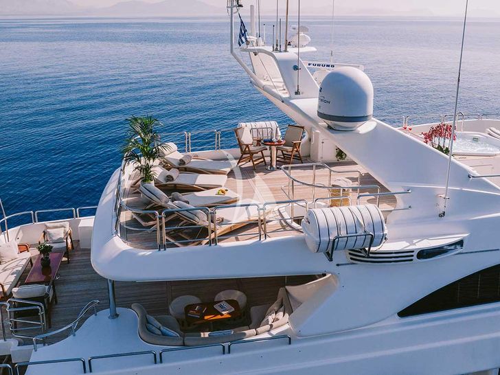 OAK Benetti Classic 115 - sundeck and sky deck aft OAK Benetti Classic 115 - sundeck and sky deck aft