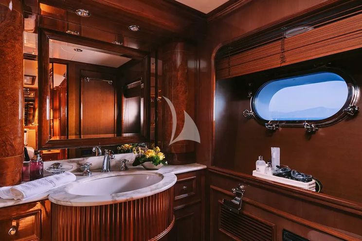 Charter Yacht OAK - Benetti Classic 115 - 5 Cabins - Athens - Mykonos - Cyclades - Greece