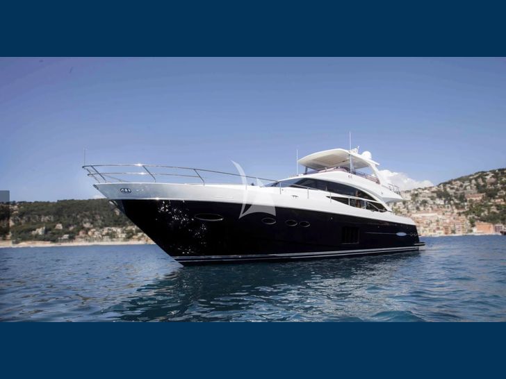 OBSESSIO Princess 72 bow view
