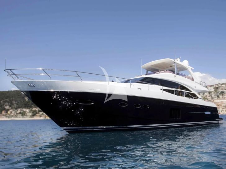 OBSESSIO Princess 72 - bow view OBSESSIO Princess 72 - bow view