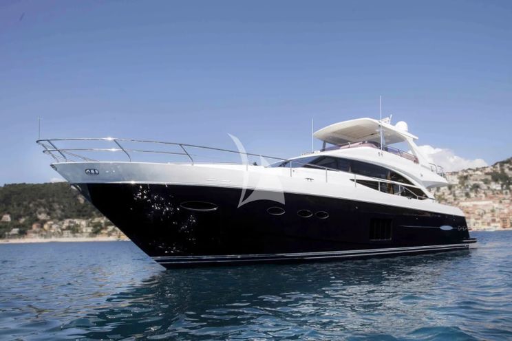 Charter Yacht OBSESSIO - Princess 72 - 4 Cabins - Antibes - Cannes - Nice - St Tropez - French Riviera - Monaco