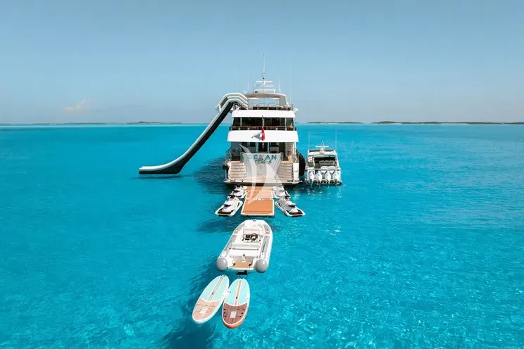 Charter Yacht OCEAN CLUB - Trinity Yachts 164 - 5 Cabins - Newport - Nantucket - Martha's Vineyard - New England - USA