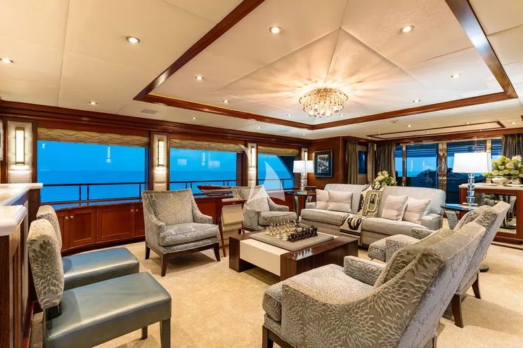 Charter Yacht OCEAN CLUB - Trinity Yachts 164 - 5 Cabins - Newport - Nantucket - Martha's Vineyard - New England - USA