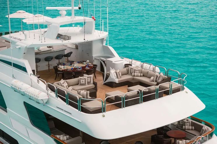 Charter Yacht OCEAN CLUB - Trinity Yachts 164 - 5 Cabins - Newport - Nantucket - Martha's Vineyard - New England - USA