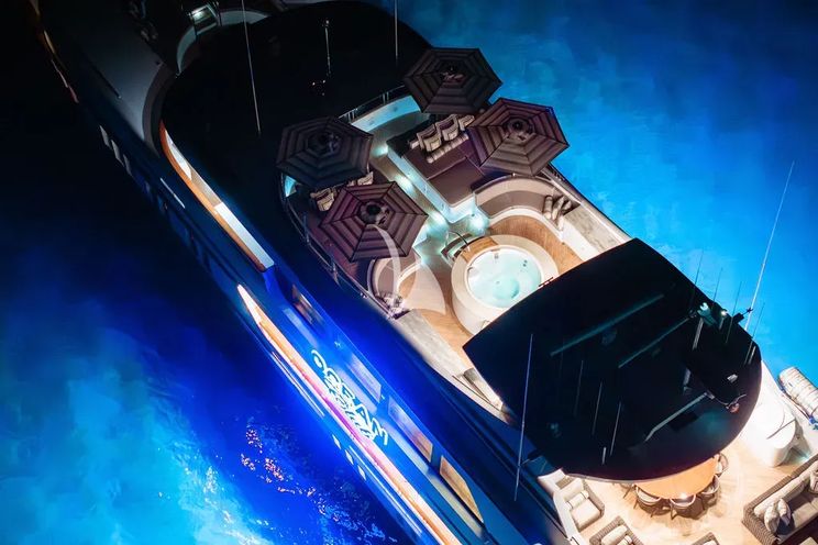 Charter Yacht OCEAN CLUB - Trinity Yachts 164 - 5 Cabins - Newport - Nantucket - Martha's Vineyard - New England - USA