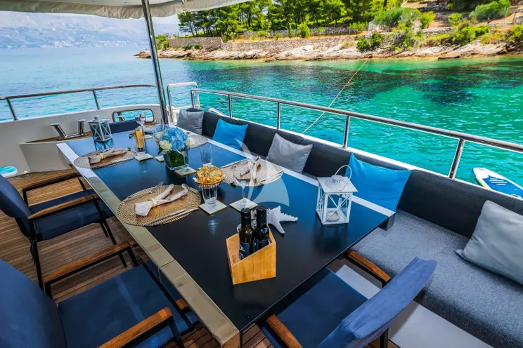 Charter Yacht OCEAN DRIVE - Benetti Delfino 92 - 5 Cabins - Split - Dubrovnik - Hvar - Croatia