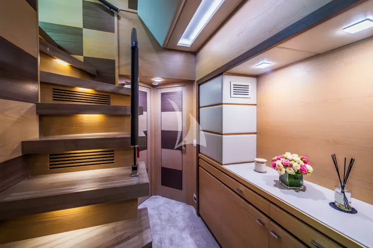 Charter Yacht OCEAN DRIVE - Benetti Delfino 92 - 5 Cabins - Split - Dubrovnik - Hvar - Croatia