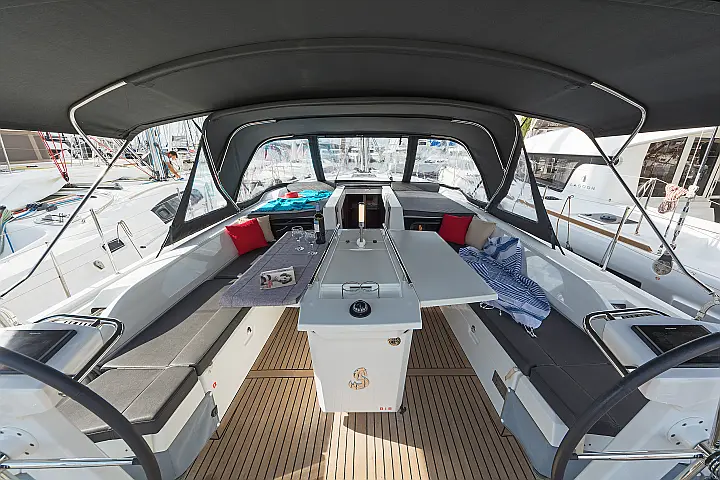 Charter Yacht Oceanis 51.1 - 5 Cabins - Rhodes - Patmos - Symi - Dodecanese - Greece