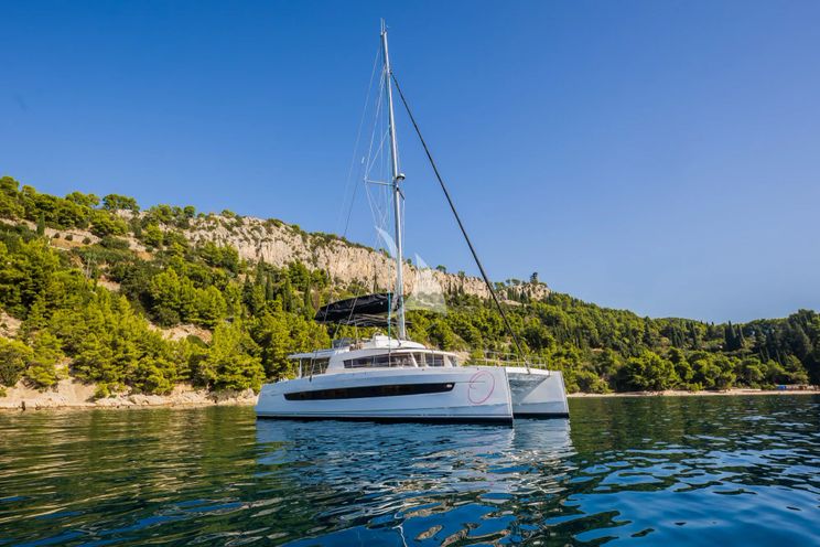 Charter Yacht OCEAN LOUNGE - Bali 5.4 - 5 Cabins - Athens - Mykonos - Paros - Cyclades - Greece