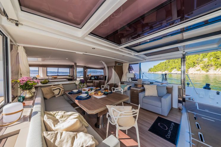 Charter Yacht OCEAN LOUNGE - Bali 5.4 - 5 Cabins - Athens - Mykonos - Paros - Cyclades - Greece